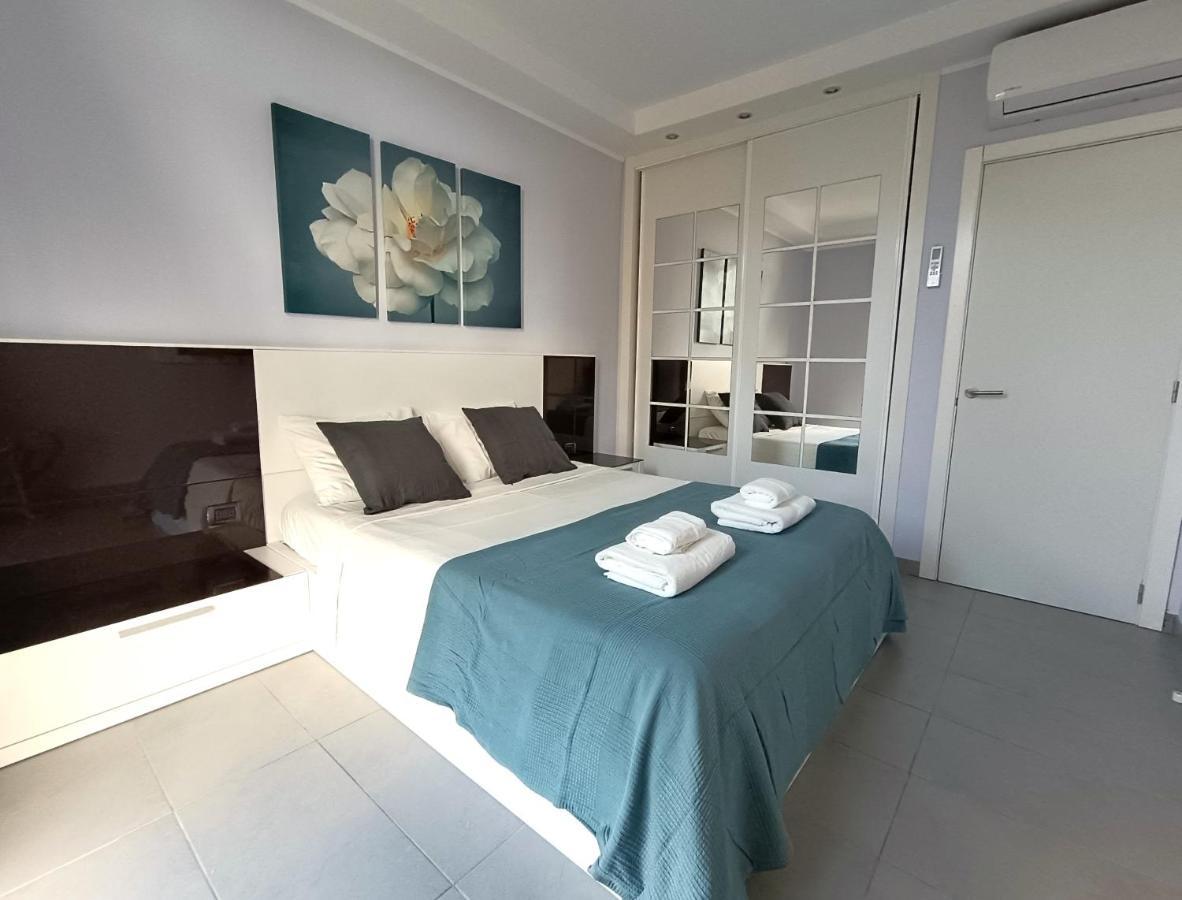 Apartment La Fiesta Arona  Esterno foto